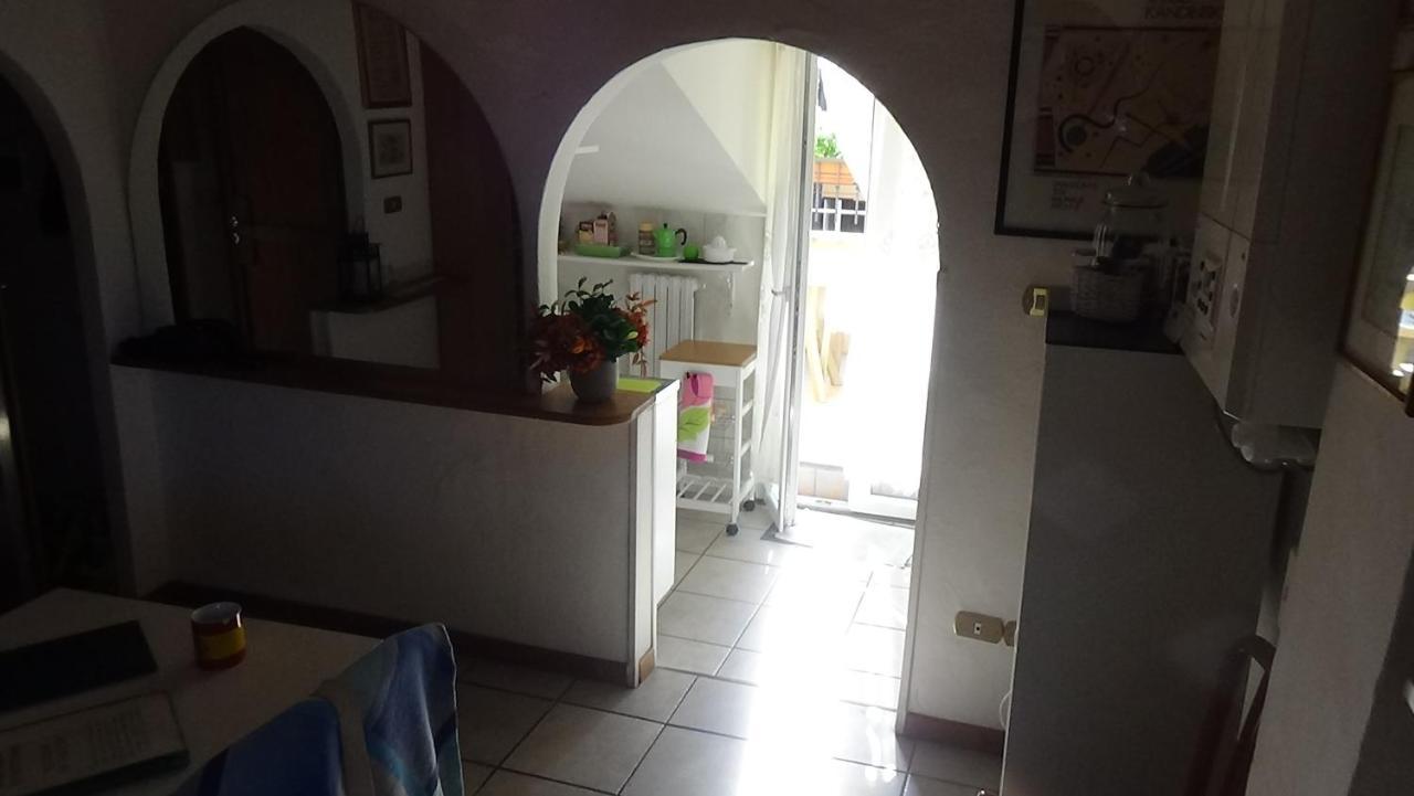 Alloggio Incantevole Sui Tetti Di Bolonia Exterior foto